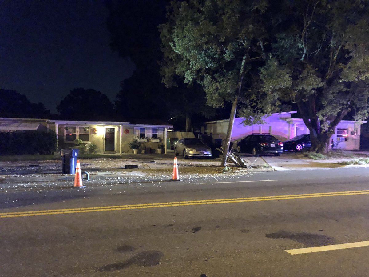Tampa Police are investigating a traffic crash involving a single vehicle in the area of W. Sligh Av and N. Howard Av. The vehicle driver is in contact with police and was treated for a minor injury