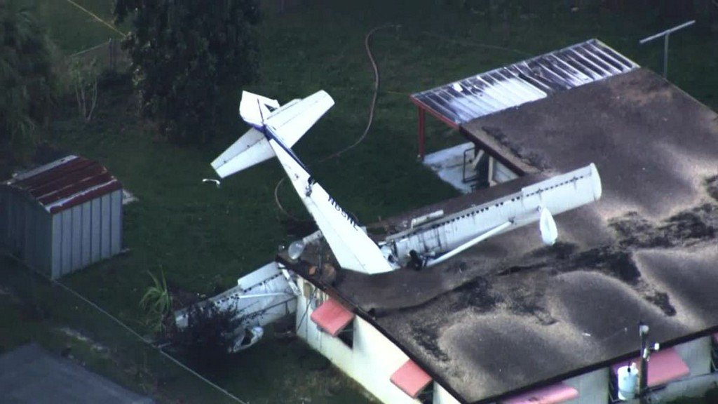 Plane crashes into Winter Haven home, killing pilot, trapping teen in bedroom    