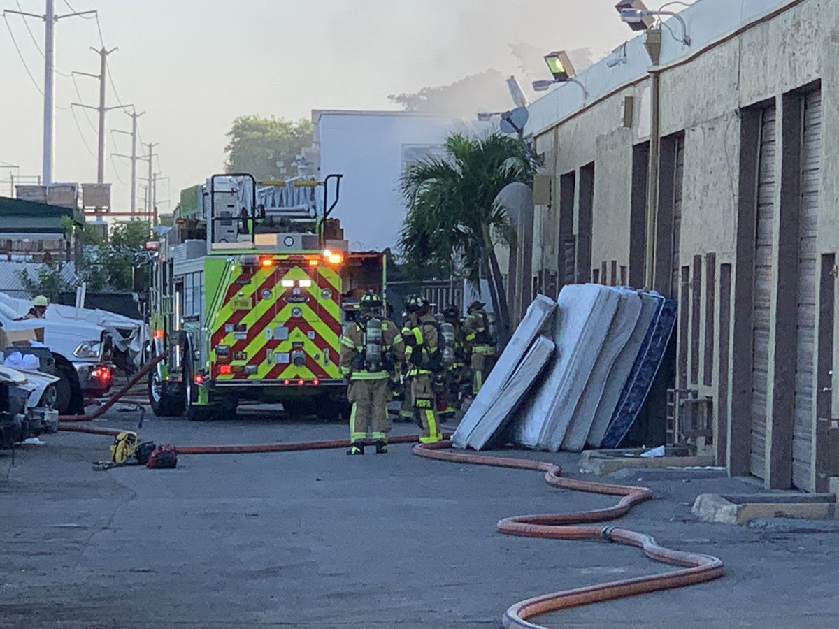 Miamidadefire Responding To A Warehouse Fire On Nw 79th Ave In