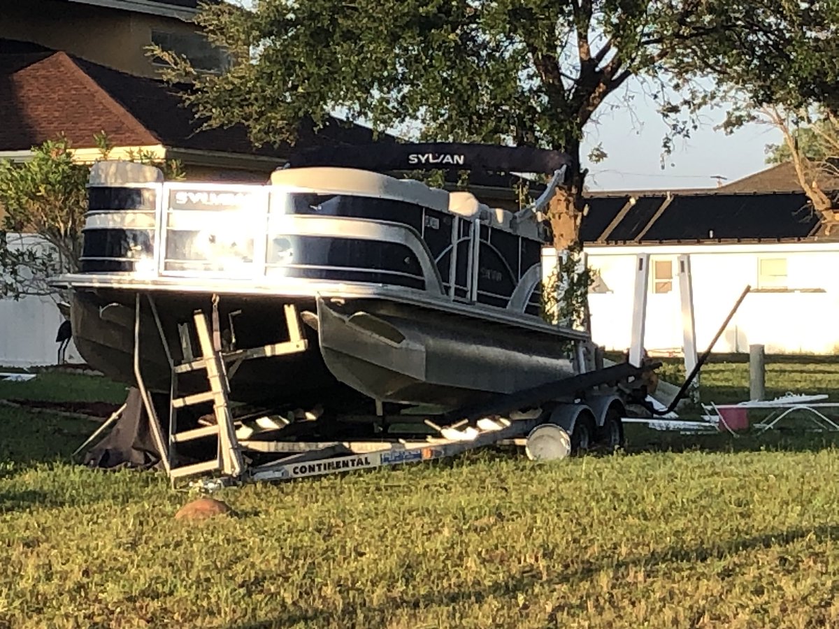 As the sun comes up, we're seeing more aftermath.  have new interviews with neighbors on 