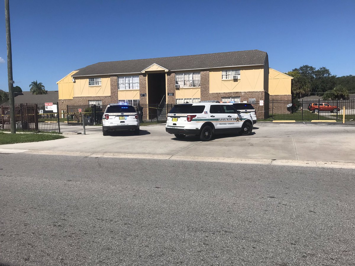 Seven OCSO patrol cars at this apartment complex on 2800 North Pine Hills Road. 