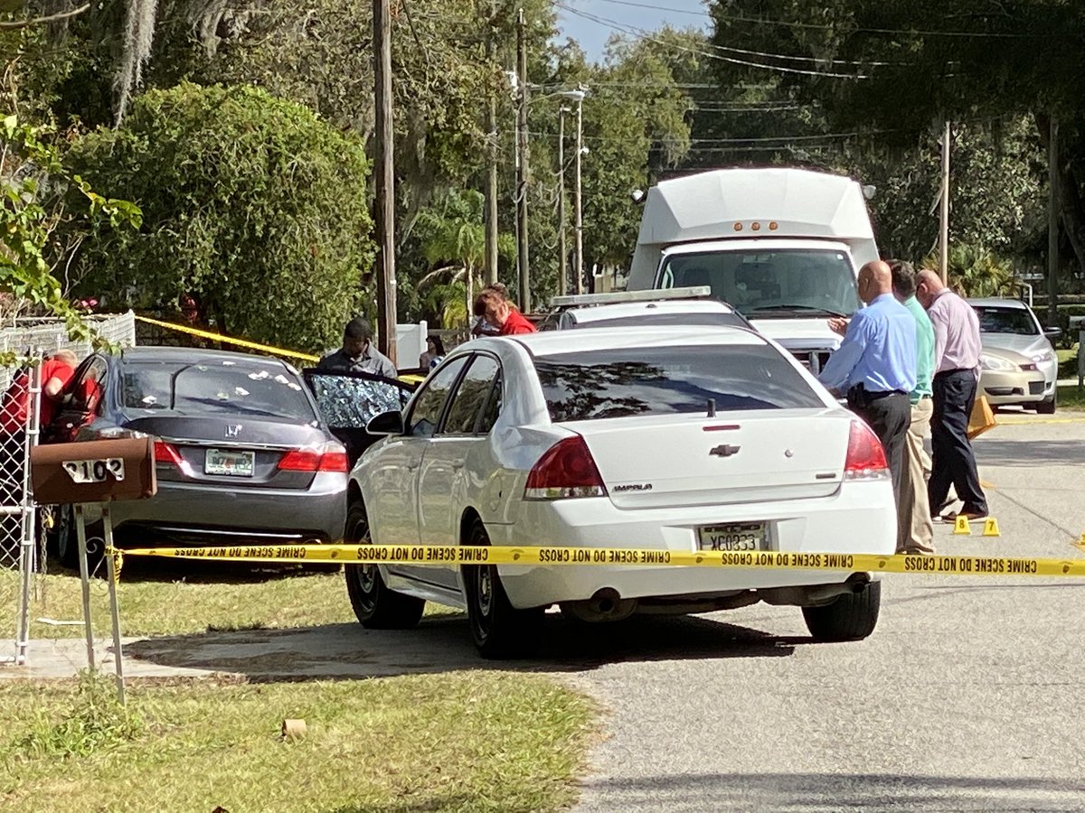 FDLE investigates a shooting involving Plant City PD on Spooner dr. after a suspect in a stolen vehicle drove at officers, officers then opened fire killing the suspect