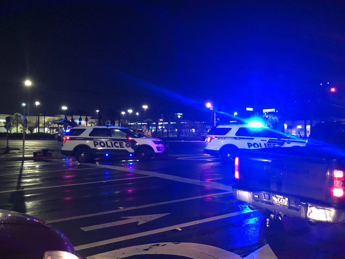 Damage to a car on S Semoran Blvd at Curry Ford Rd.  OrlandoPolice investigating a shooting. Orlando Fire says they made transports to 2 hospitals but don't know how many victims/extent of injuries