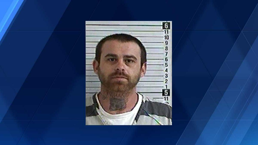 Authorities have arrested a robbery suspect after he barricaded himself in a Florida motel in what turned into a tense standoff.