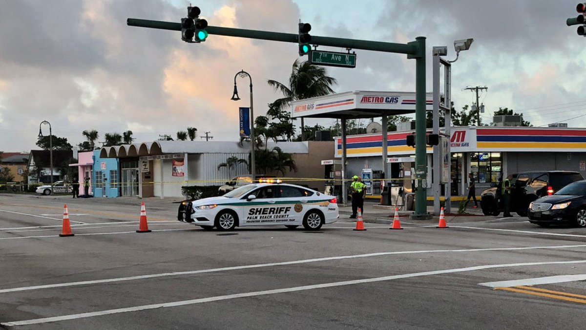 Deputies with the Palm Beach County Sheriff's Office are investigating a hit-and-run crash in Lake Worth Beach that killed a pedestrian Tuesday morning.