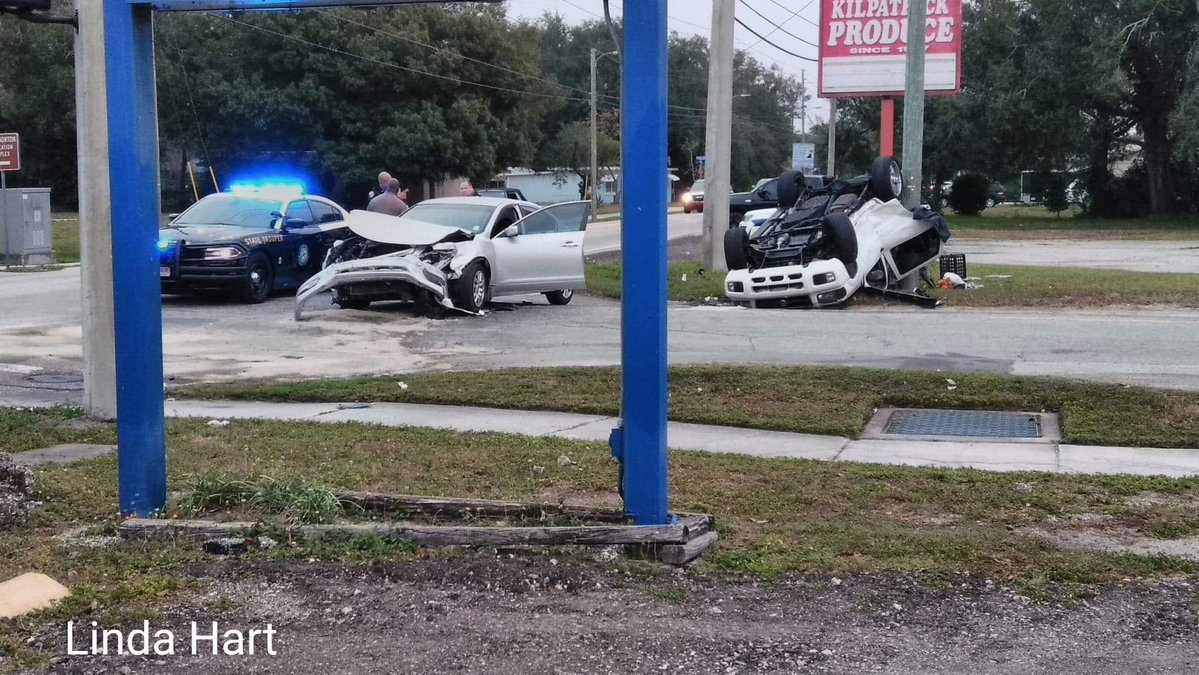 Clearwater:  Rollover crash at MLK Jr Ave and Belleair Road