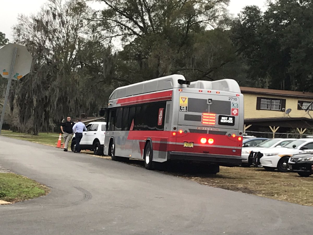 JTAFLA brining in busses and @MyFWC providing ATV's as dozens of officers will soon take to the woods trying to find the 2 missing children