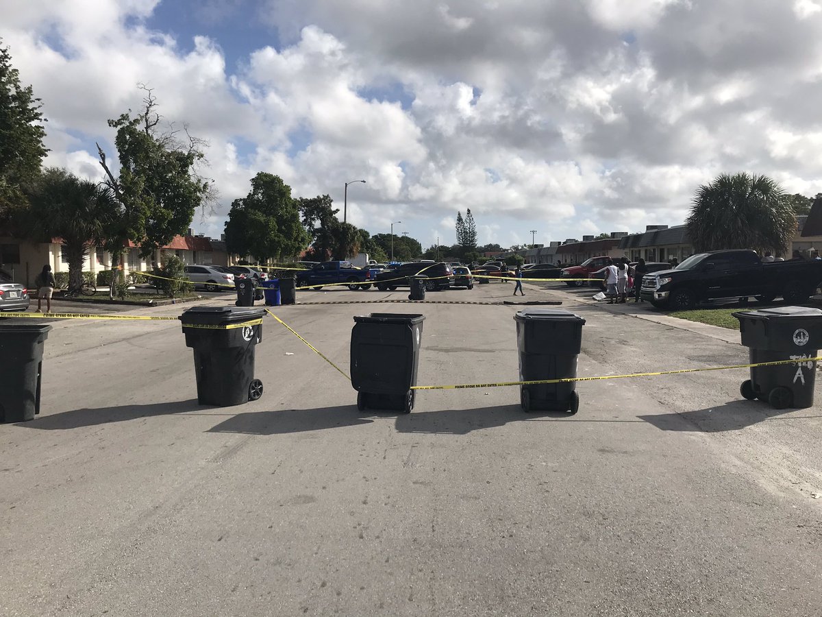 Scene still active, deadly shooting in NorthLauderdale leaves Weislert Fraise, 36, dead and another man hospitalized. Homicide detectives trying to find the shooter(s). Family is devastated