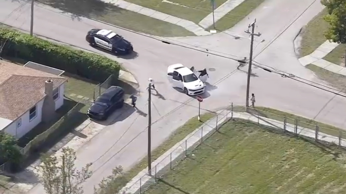 High-speed chase in South Florida ends in bailout, search for suspects. four suspects were seen running out of the car on foot in the area of Northwest 5th Avenue and Northwest 13th Street.
