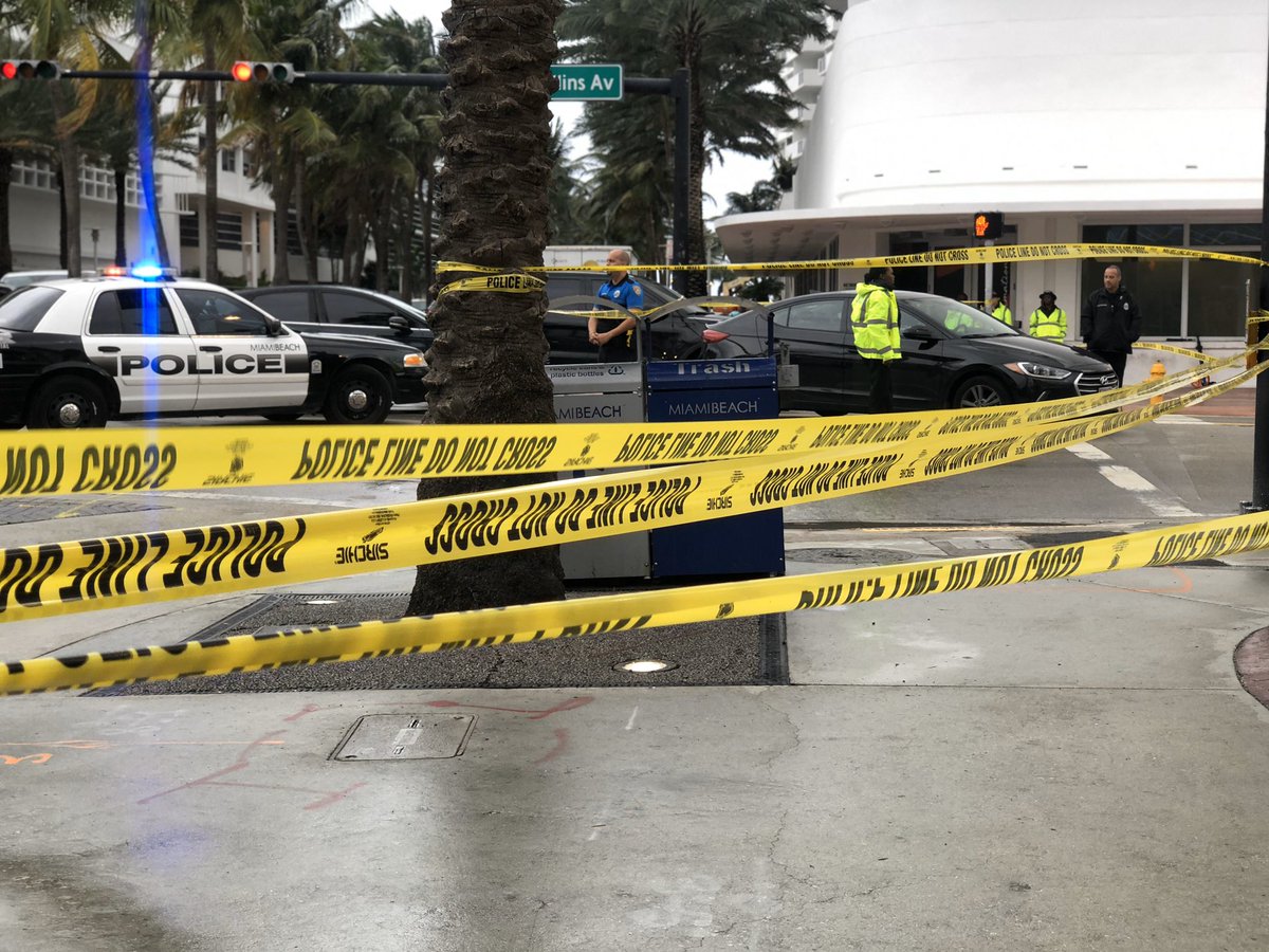 Woman stabbed this morning in Miami Beach has died at the hospital. Police are looking for a female suspect