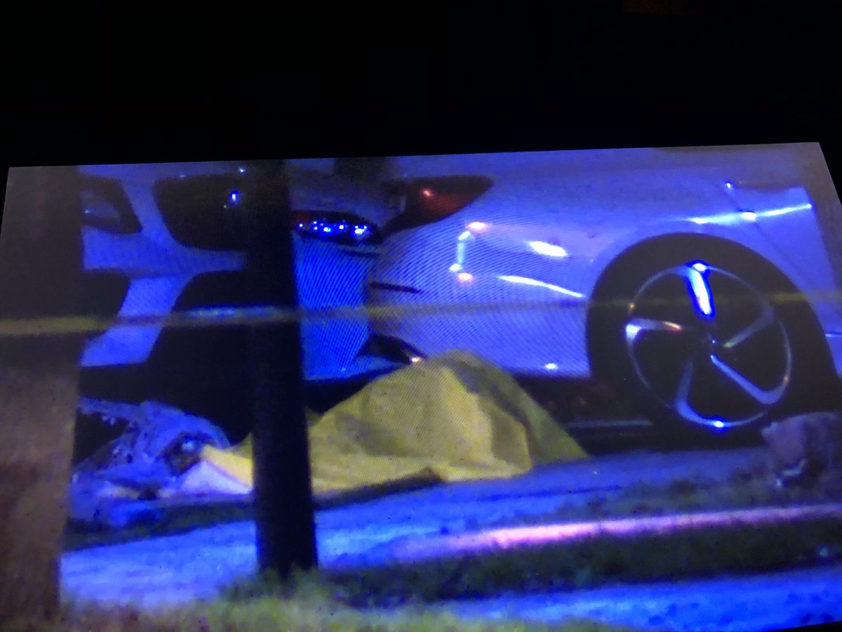 2 are dead in a NW Miami Dade neighborhood Confirmed there was a standoff here earlier in the morning, but it's unclear how the 2 people were killed