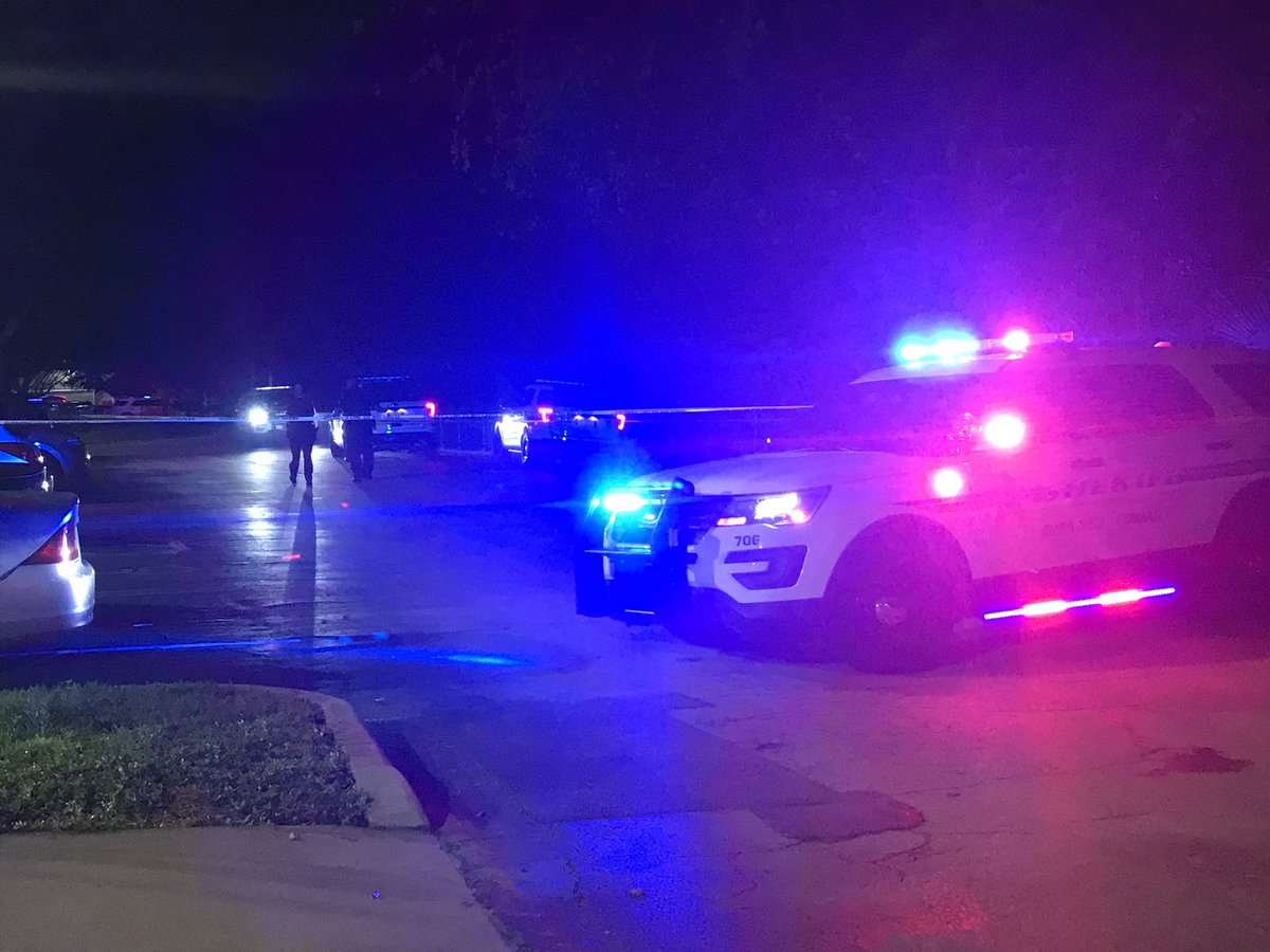 Orange County Sheriff investigating a shooting at an apt complex at Buchanan Bay Circle & S Texas Ave.  One person shot; expected to survive.   