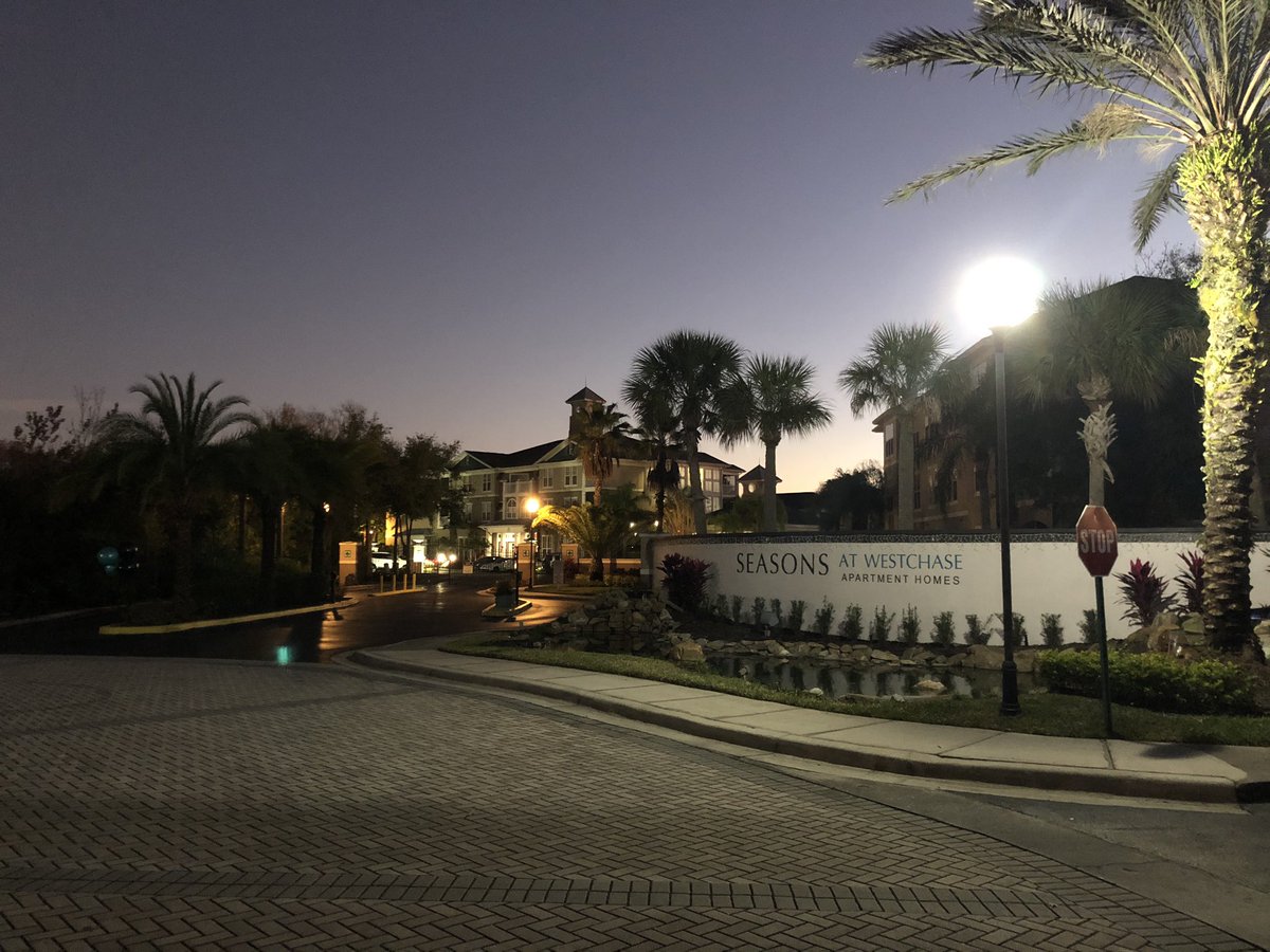 Deputies investigating a home invasion at a Tampa apartment complex that left two teen suspects shot, 1 is dead.