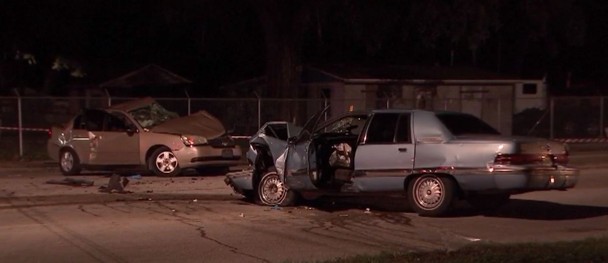 Crews are responding to a traffic accident at Old Kings Rd and Edgewood Ave ...E36 is on scene advising 2 people are trapped... more crews are en route.