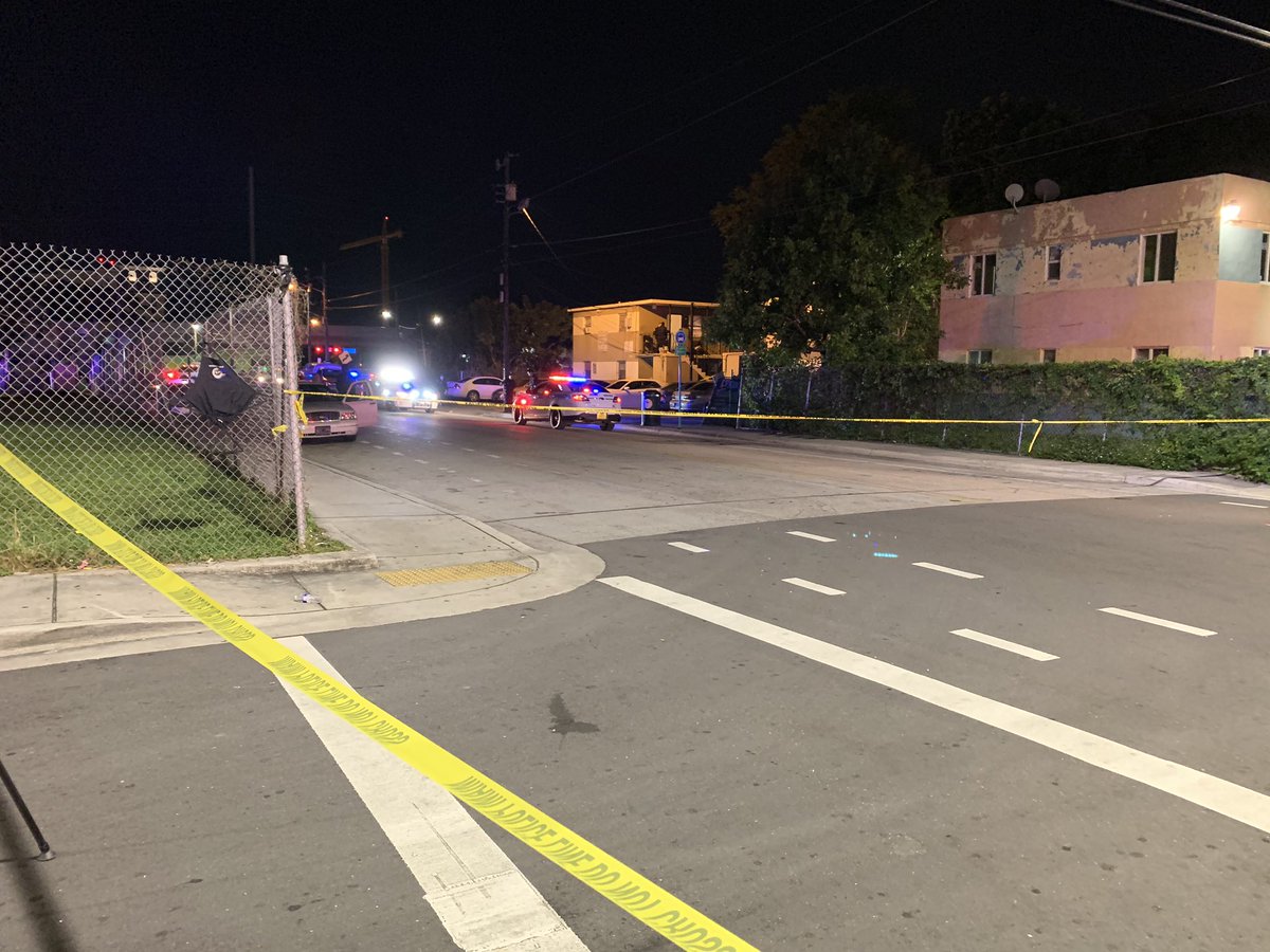 Miami police investigating shooting in Overtown. Happened at apartment complex on NW 1st Place near NW 12th St. 