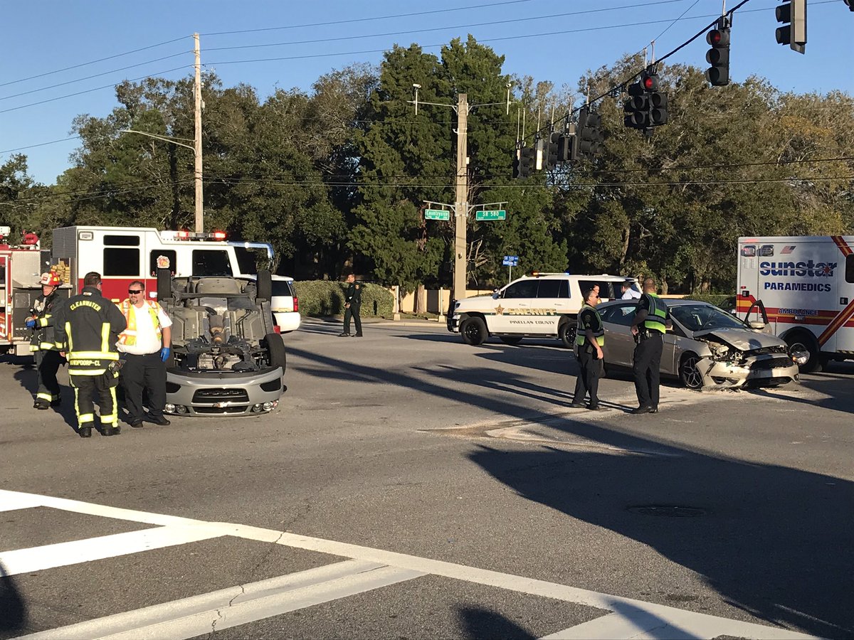 There are no injuries in this rollover crash at 580 and Countryside.  Expect delays in the area until the vehicles are removed