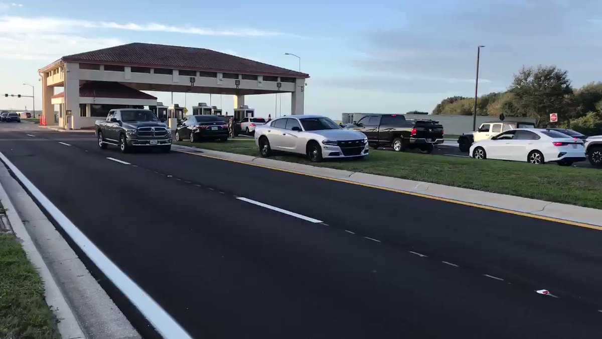 Suspect who started @MacDill_AFB lockdown is in custody in Hernando. Started as a domestic in St Pete and they thought he was near the base with a gun prompting lockdown.