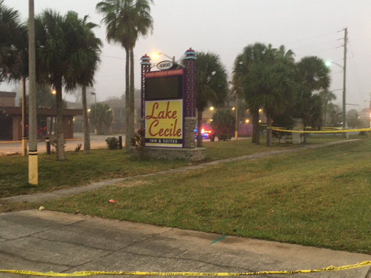 Completely different scene   at the Lake Cecile Inn and Suites as it appears police are making one final push to clear the building. 