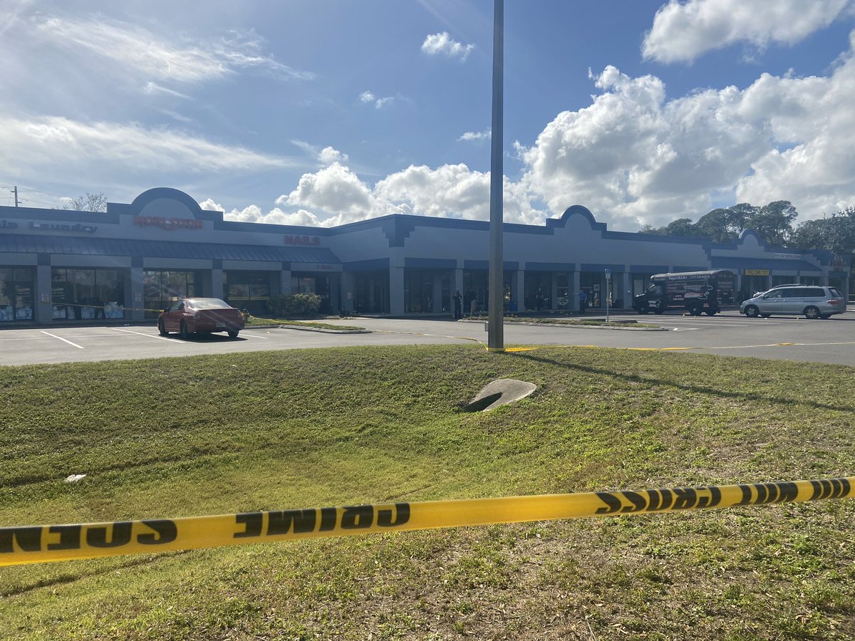 St. Pete Police say Jenks was at The Sports Bar & Grill in this plaza before he was killed. 