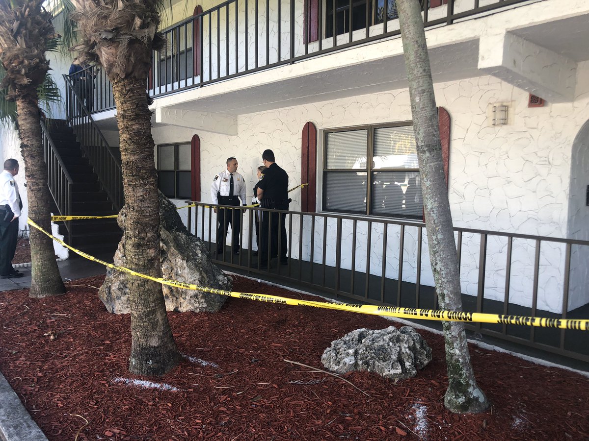The Lee County sheriffs office investigating a homicide at the Coral Harbour apartments. Deputies say a man in his 20's was shot and killed. A fedex driver was delivering a package when he found the body