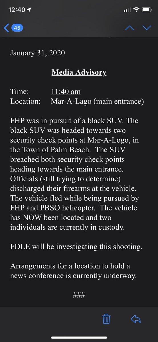 Black SUV broke through security checkpoints in Mar-A-Lago, two people in custody