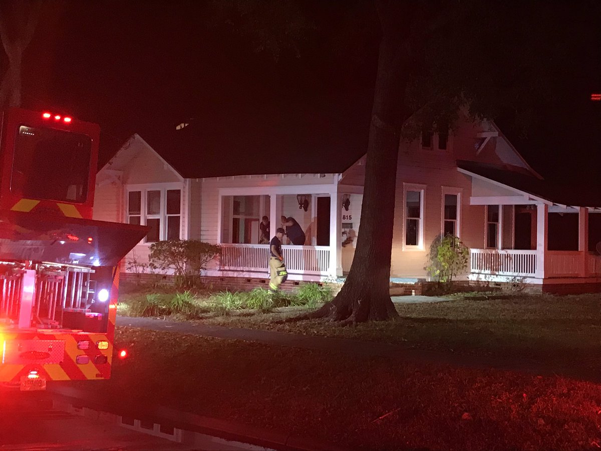 Crews cleaning up after a early morning house fire in the 800 blk of Hamilton street no word of any injuries yet 