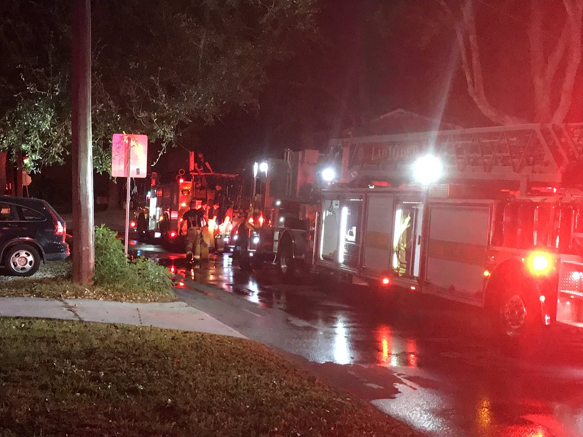 Crews cleaning up after a early morning house fire in the 800 blk of Hamilton street no word of any injuries yet 