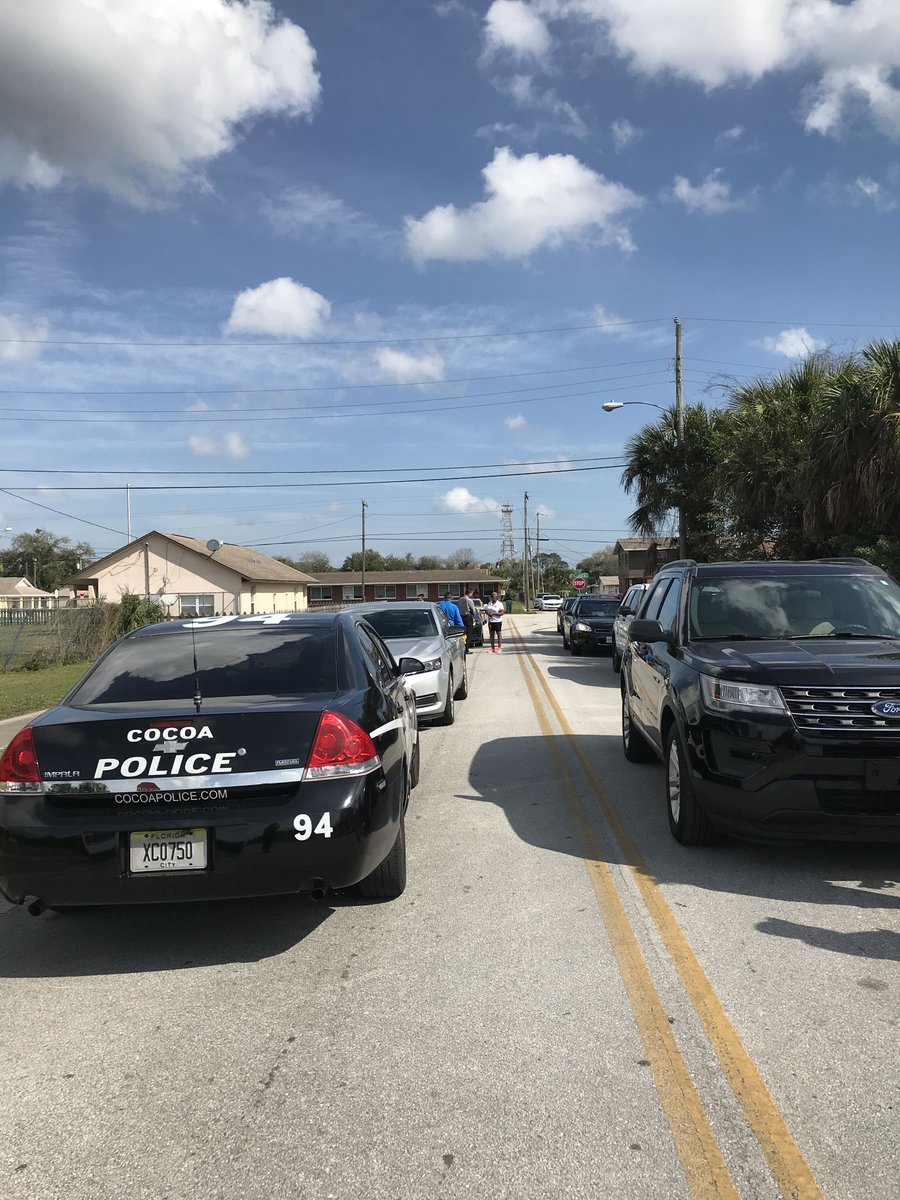 Patrol officers and detectives investigating a shooting on Paw Paw St. No injuries. Structural damage to three vehicles and two homes. Investigation ongoing. 