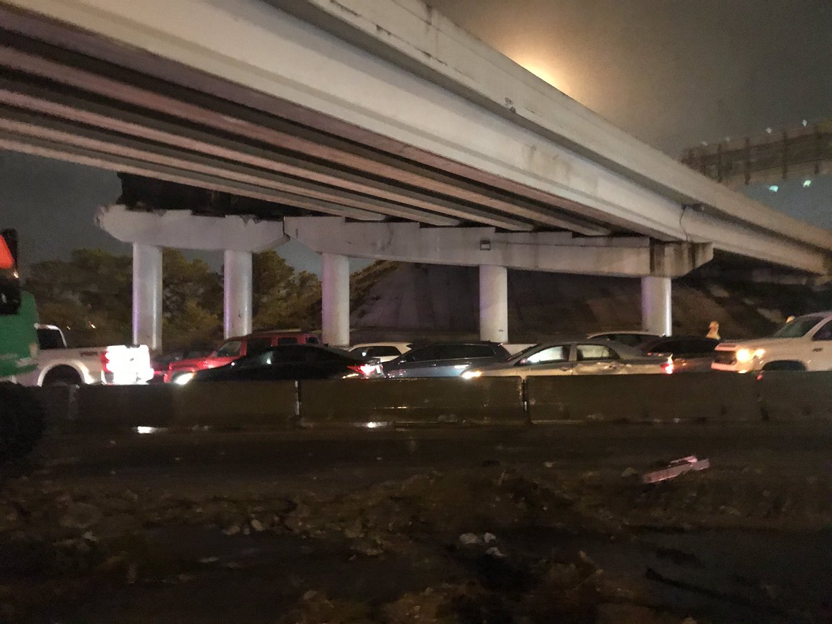 Operator safe after his crane topples over all lanes of NB I-275 in St. Pete in severe weather.  