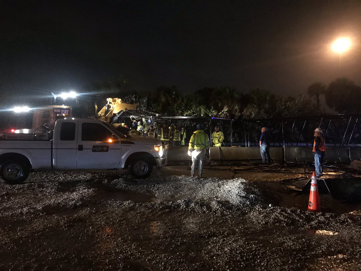 Operator safe after his crane topples over all lanes of NB I-275 in St. Pete in severe weather.  