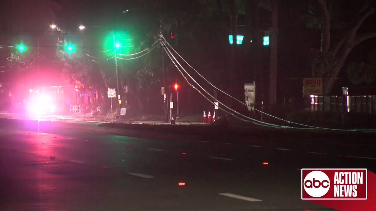 Use caution when transiting in Pinellas County as the clean up begins after strong storms moved in overnight. Lines are still down along 66th St N in PinellasPark. Traffic only on the cross streets appear to be affected. About 1,000 customers are without power. 