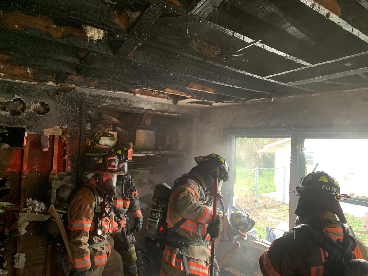 Firefighters DaytonaBeachFD working house fire 600 blk Tanglewood St. 5 people got out though some are being treated for smoke inhalation. At least one cat believed to have died in fire.