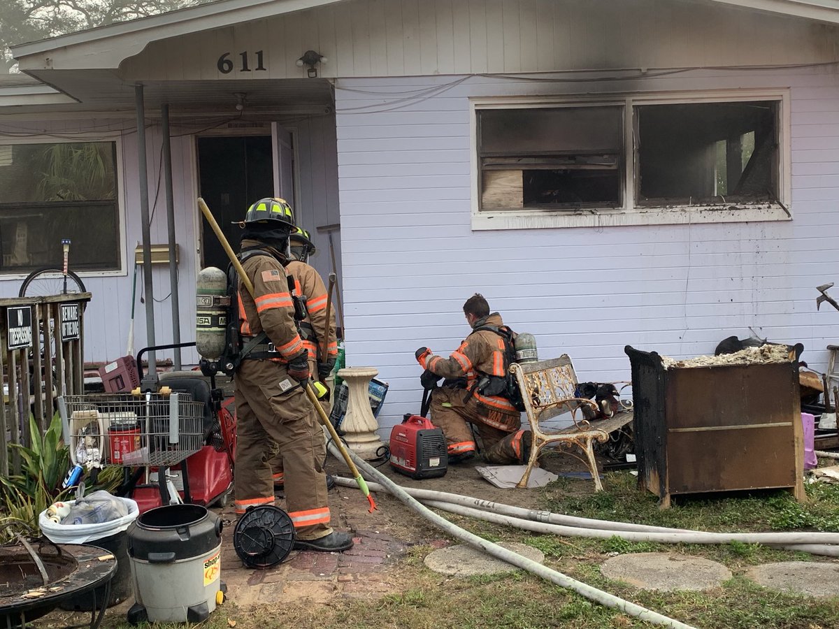 Firefighters DaytonaBeachFD working house fire 600 blk Tanglewood St. 5 people got out though some are being treated for smoke inhalation. At least one cat believed to have died in fire.