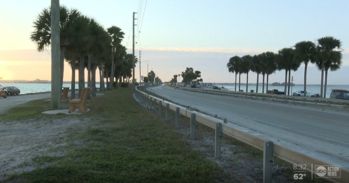 Deputies investigate drowning of 20-year-old man at Dunedin Causeway