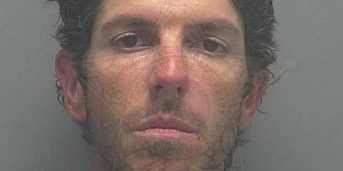 Florida man arrested for loitering in neighborhood says he was checking security systems for PresidentDonaldTrump 