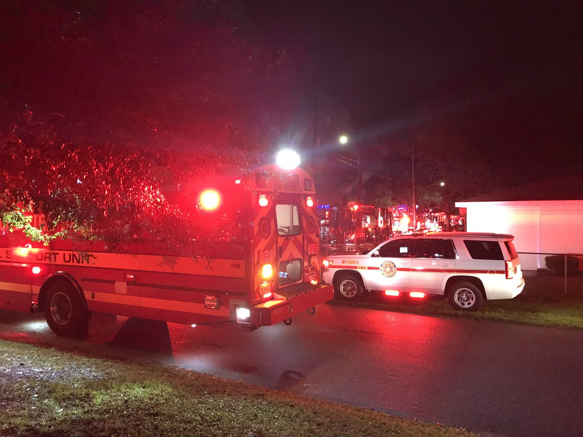 JFRDJAX working a residential fire on Rushing st - house is heavily damaged and looks like the roof has collapsed- no word in injuries 