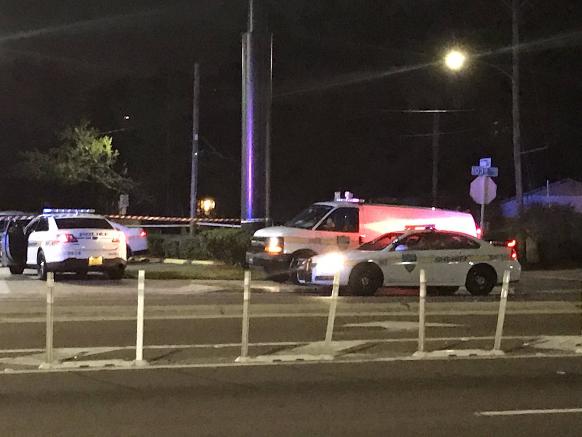 SHOOTING - Robbery occurred to the @tacobell on 103rd st on the Westside - an employee was shot and a 2nd person robbed - per @JSOPIO a Black male was seen fleeing in a gold vehicle possibly a Toyota Camry - victim take to hospital with non-life threatening injuries