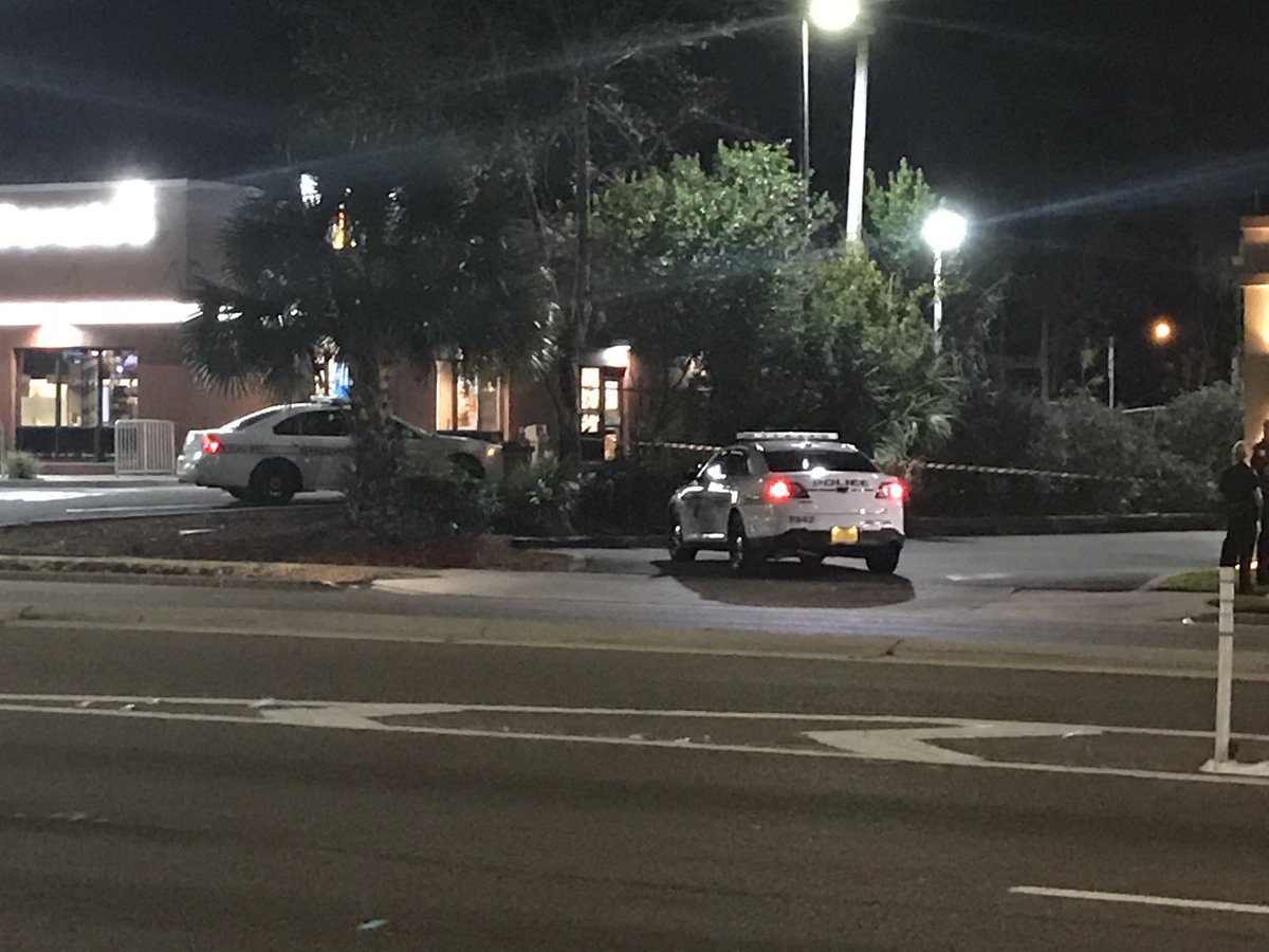 SHOOTING - Robbery occurred to the @tacobell on 103rd st on the Westside - an employee was shot and a 2nd person robbed - per @JSOPIO a Black male was seen fleeing in a gold vehicle possibly a Toyota Camry - victim take to hospital with non-life threatening injuries