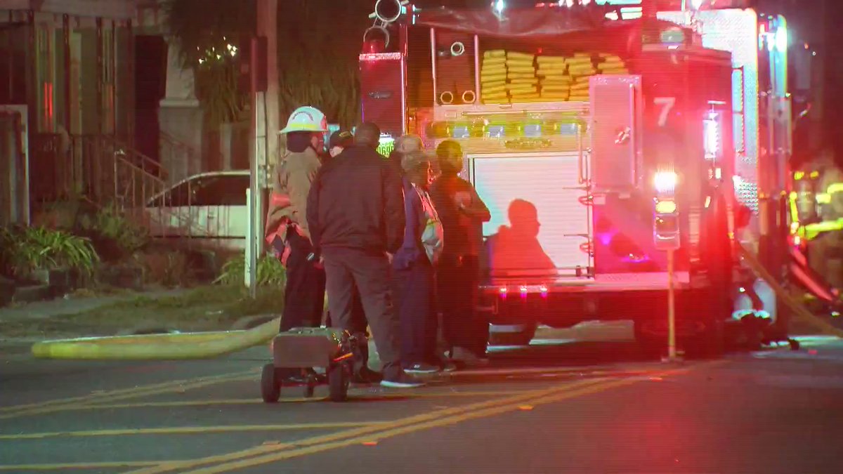 Crews respond to fire, explosions at Tampa auto repair shop