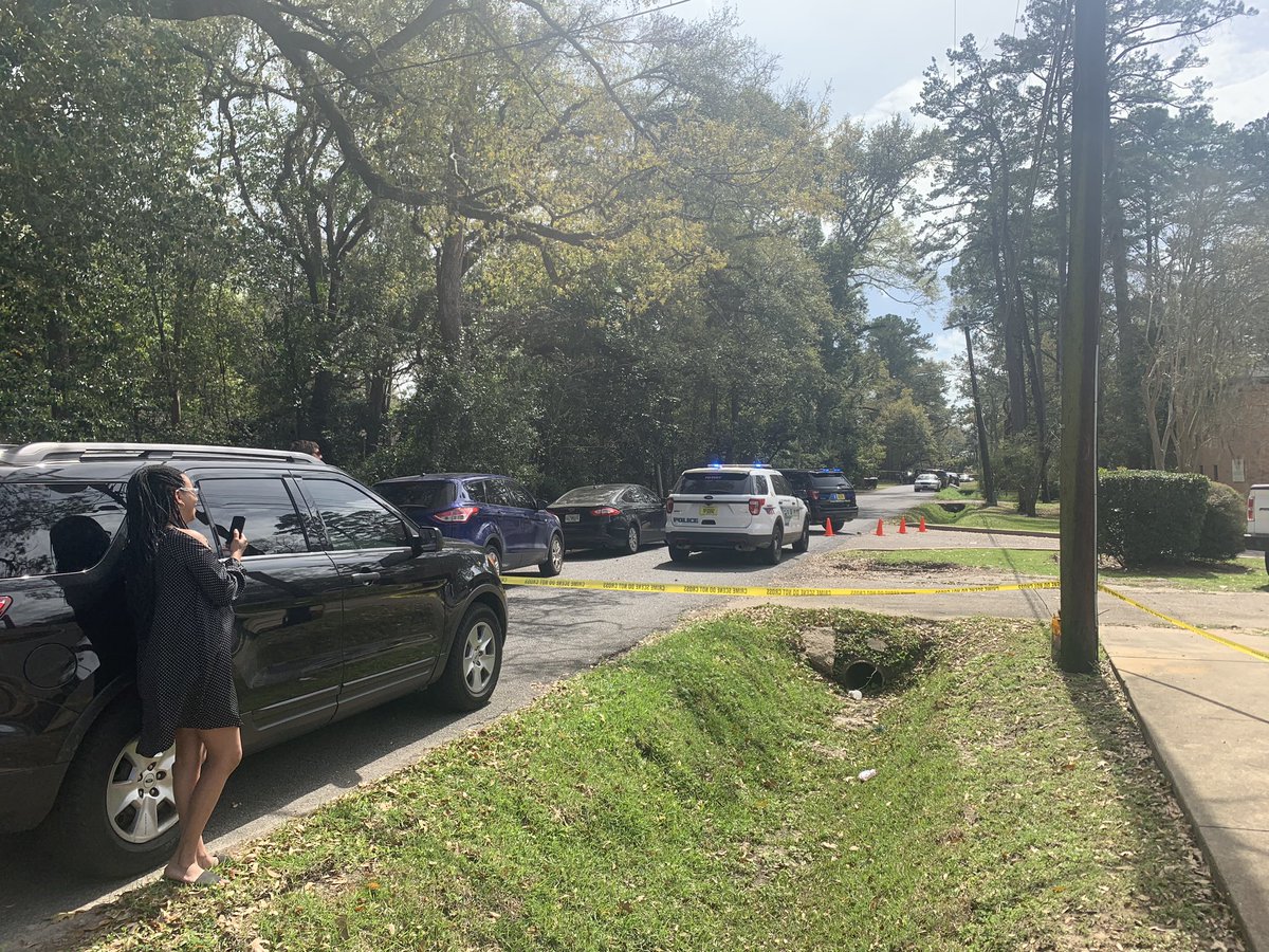 Police are trying to get a man to come out of his apartment. Heavy police presence. Loud speakers out. Guns out. It's on Columbia drive off of west Tennessee.