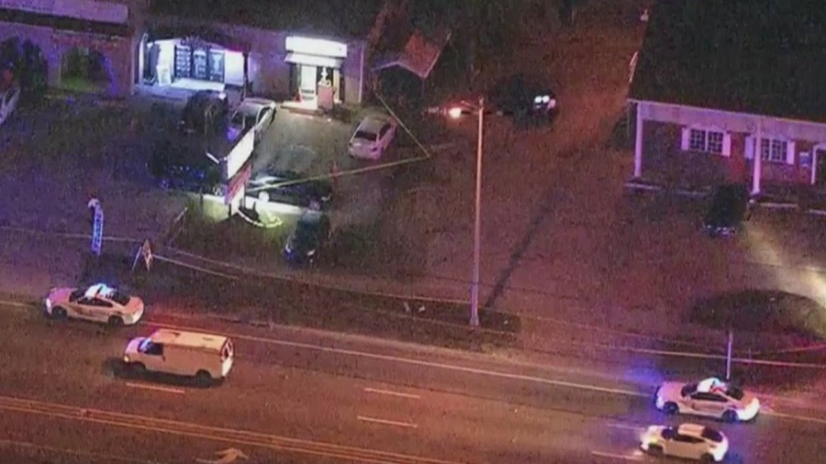 Victim in critical condition after stabbing at Tampa hookah lounge, deputies say
