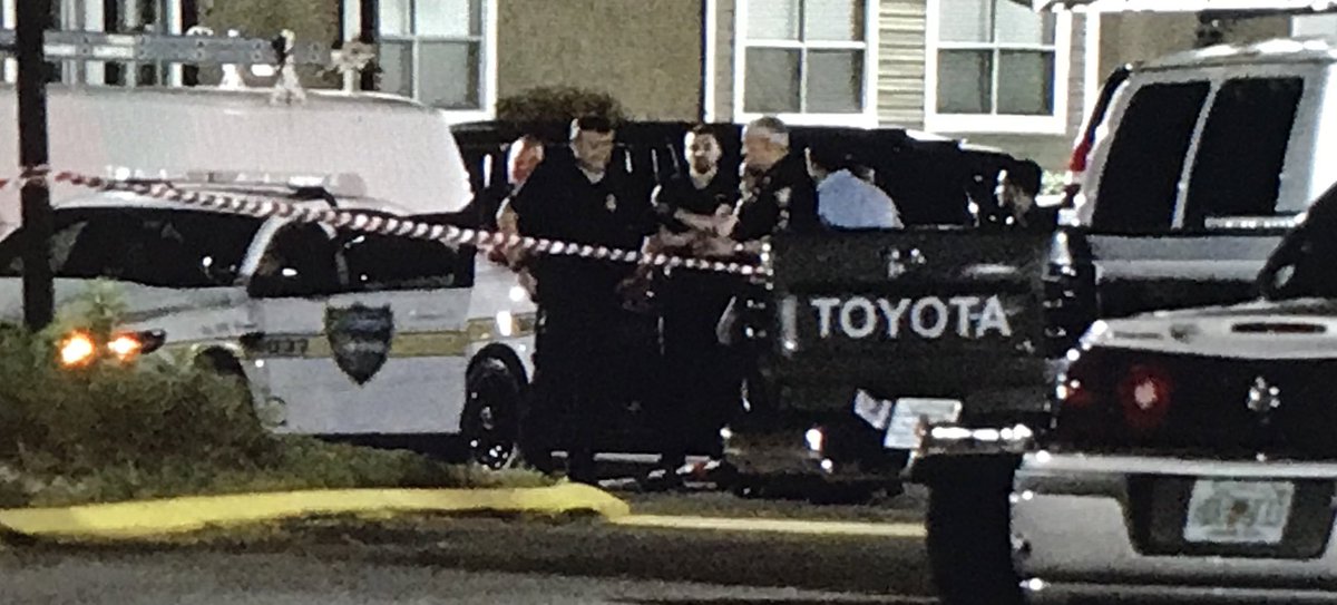 JSOPIO on scene of a shooting at the Pinebrook Apartment homes in the 7500 blk of Powers ave- several detectives and crime scene vans have just arrived 