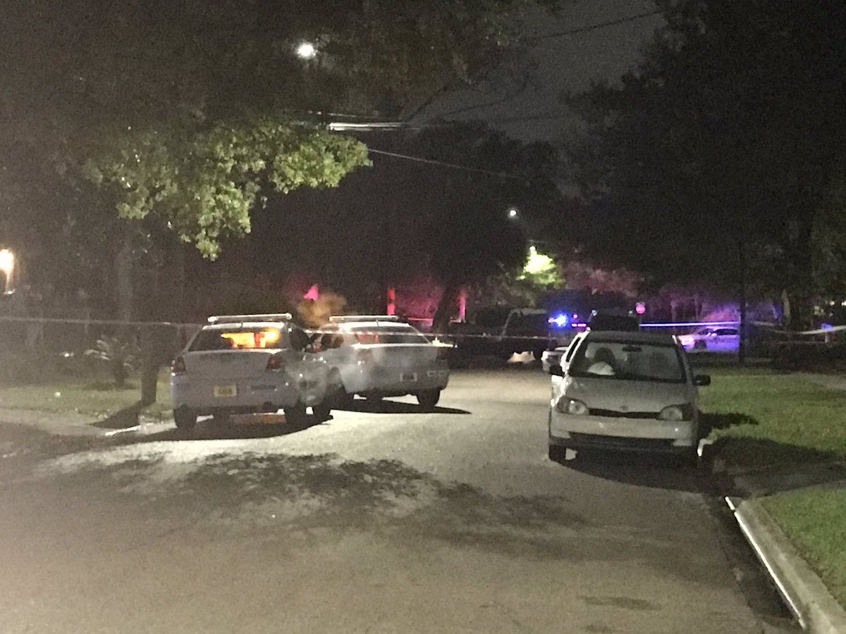 JSOPIO Homicide detectives working a shooting on Prospect st W in NW JAX 