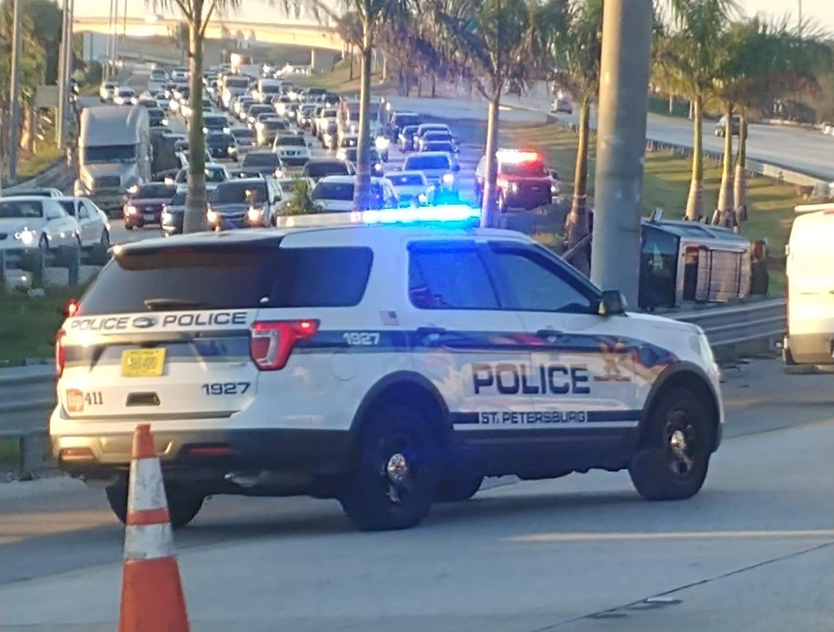 St. Petersburg: Blockage reported in the north and southbound inside lanes of I-275 south of 22nd Ave N after two vehicle rollover crash. No serious injuries reported