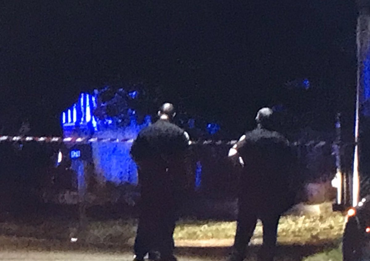 On scene of what @JSOPIO calls Ongoing Police Activity in the 400 blk of Crestwood street