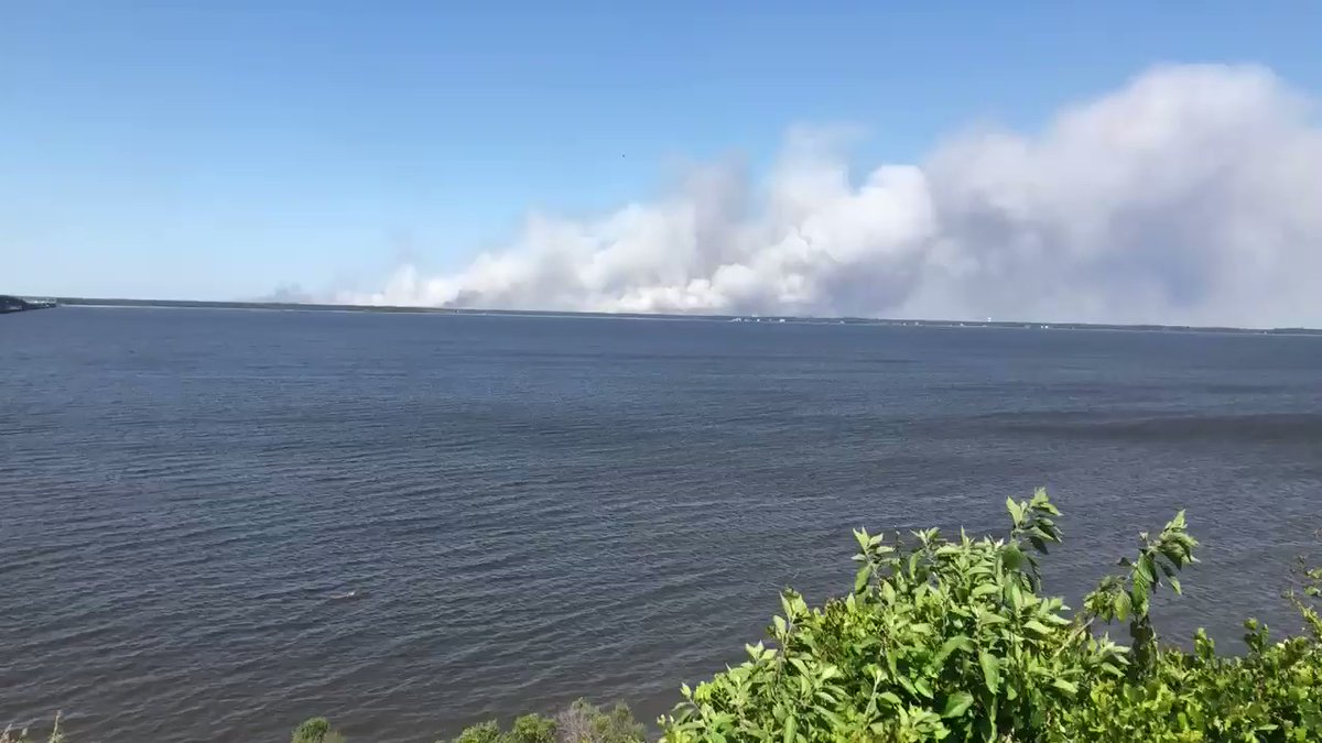 5 mile swamp fire Santa Rosa County, FL wildfire 