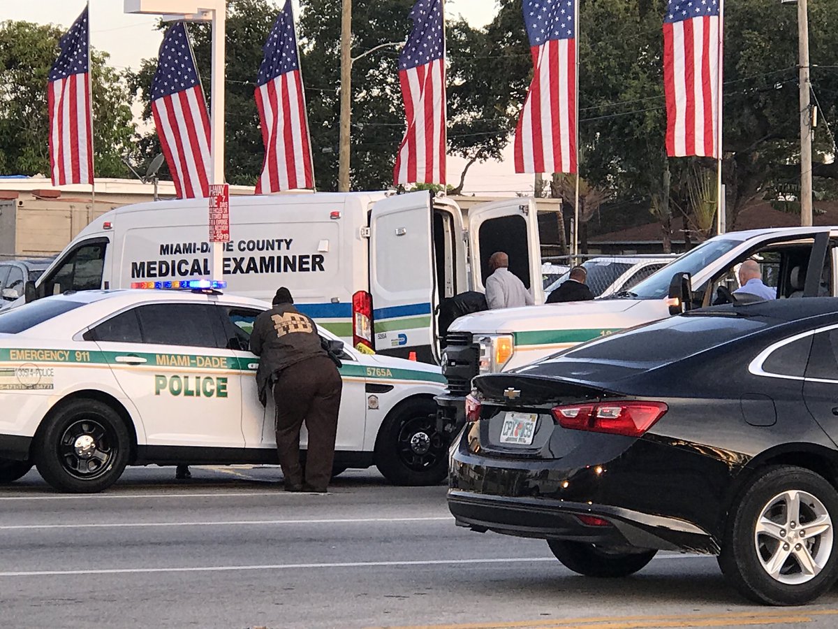 Crews just rolled away the body of a 30-yr-old man killed in a shooting that police say began as an argument this morning