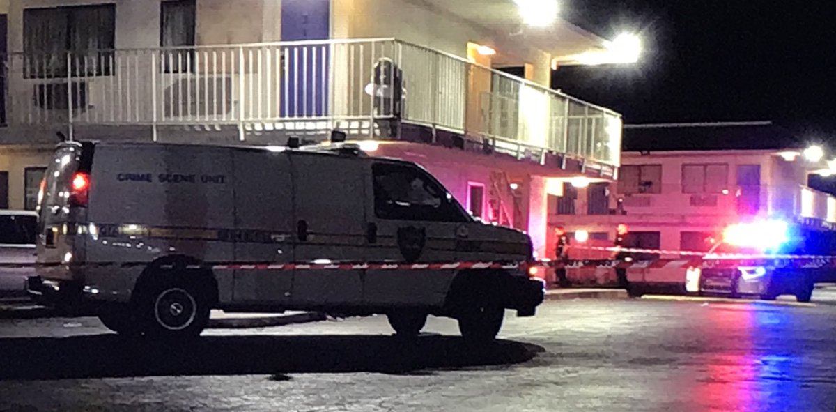 JSOPIO responded to the Gold Rush Inn along Harts road for a shooting -Victim found with several gunshot wounds - taken to hospital where he died-detectives speaking to 2 witnesses- Suspect is a Black male seen leaving the hotel on foot 