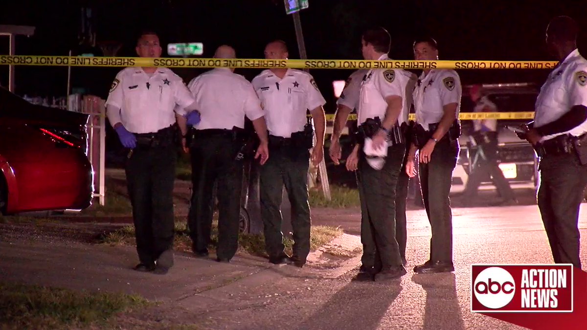 A neighbor dispute in Hillsborough Co. escalated to a shooting that left one dead. It happened late last night on Southern Comfort Blvd in Town N Country. At last check, deputies are interviewing all of the parties involved and no one has been charged. 