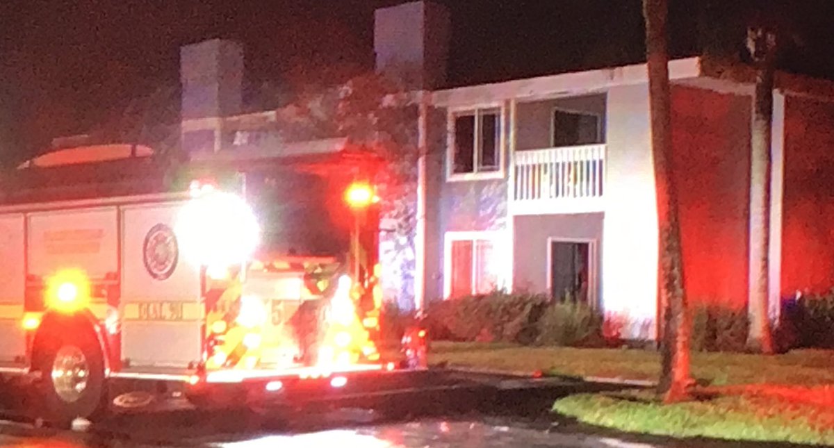 JFRDJAX responded to The Cove at Atlantic Beach on Mayoort road for a fire in a 2nd floor unit - 8 adults 1 child and 2 dogs all escaped - Fire possibly started when someone left the stove on earlier